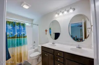 326 Station House Road, New Bern, NC 28562 – photo 17: 2nd floor Bath