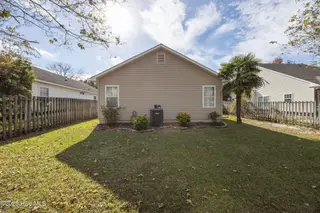 3712 Elizabeth Avenue, New Bern, NC 28562 – photo 5: 35-web-or-mls-0C0A5879