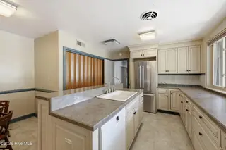 1608 Rhem Avenue, New Bern, NC 28560 – photo 19: 22-web-or-mls-0C0A7106