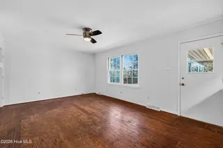 1007 Henderson Drive, Jacksonville, NC 28540 – photo 14: 13