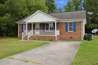 1402 Lockwood Road, Kinston, NC 28501 — 3-bedroom home in Brentwood, Kinston, NC, photo 2 of 37: Front Elevation