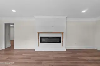 508 N Wright Street, Burgaw, NC 28425 — 3-bedroom home, Burgaw, NC, photo 5 of 51: 5_living room