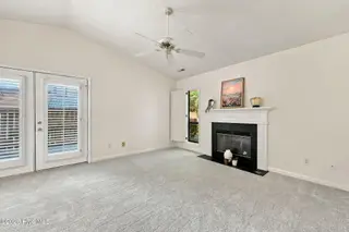 105 Sunshine Lane B, Winterville, NC 28590 – photo 18: 25-web-or-mls-IMG_4435-edit