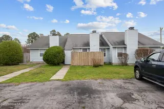 126 Witten Circle B, Havelock, NC 28532 — 2-bedroom townhome in Smallwoods-Hunters Landing, Havelock, NC, photo 6 of 28: 5-web-or-mls-DSC_4243