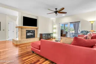 8812 Sedgley Drive, Wilmington, NC 28412 – photo 13: Living Room