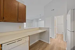 126 Witten Circle B, Havelock, NC 28532 — 2-bedroom townhome in Smallwoods-Hunters Landing, Havelock, NC, photo 19 of 28: 17-web-or-mls-DSC_4217