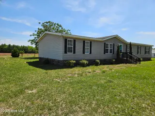 159 Batchelor Farm Lane, Kenansville, NC 28349 — 4-bedroom manufactured home, Kenansville, NC, photo 2 of 18