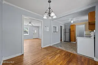 700 Henderson Drive, Jacksonville, NC 28540 – photo 11: 31-web-or-mls-_RAD1801