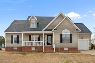 2705 Camille Drive, Winterville, NC 28590 – photo 2: 1-web-or-mls-LHV_5257