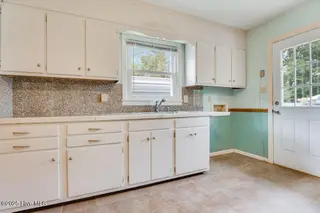 117 Puller Drive, Jacksonville, NC 28540 – photo 15: DSC_6338