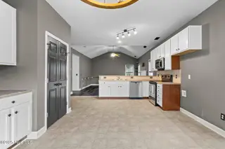 221 Silver Hills Drive, Jacksonville, NC 28546 – photo 17: silver-17