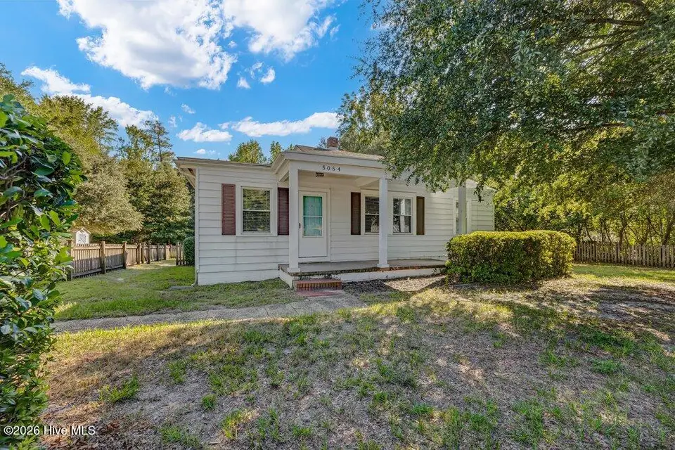 5054 Wrightsville Avenue, Wilmington, NC 28403 – photo 1 of 34: 001_img_6305_257