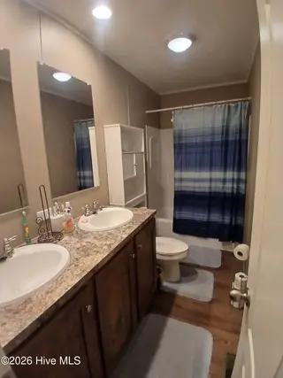910 Mccaskill Drive, Kinston, NC 28501 — 4-bedroom manufactured home, Kinston, NC, photo 22 of 27