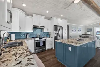 6626 W Beach Drive, Oak Island, NC 28465 – photo 20: 6626WestBeachDrive-60