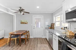 426 Keziah Street, Oak Island, NC 28465 – photo 15: 015_426_keziah_street-15_35