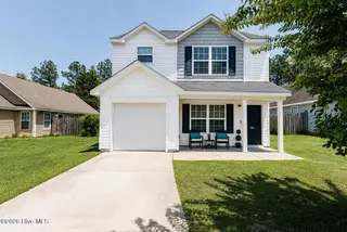 811 Sugar Creek Road, Rocky Mount, NC 27804 – photo 1: SUPER CUTE Home in Autumn Ridge!