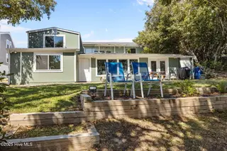 145 Hoop Pole Creek Drive B, Atlantic Beach, NC 28512 – photo 3: 3-web-or-mls-1S3A9289
