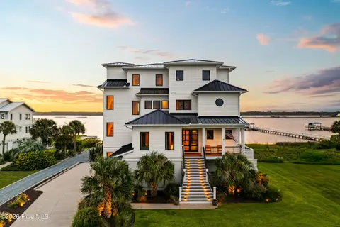 23 Sailview Dr, North Topsail Beach