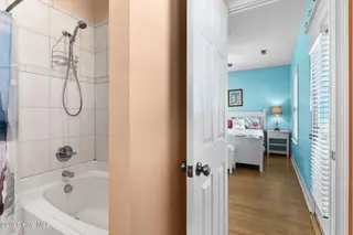 390 E Second Street, Ocean Isle Beach, NC 28469 – photo 14: Ensuite with jetted tub