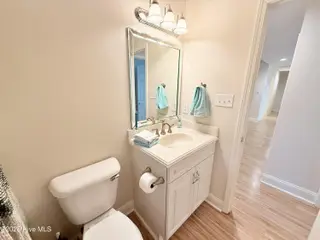 1005 Coral Reef Drive, New Bern, NC 28560 – photo 24: Vanity