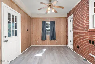 821 Oakland Avenue, Rocky Mount, NC 27804 – photo 21: Laundry Room / Drop Zone