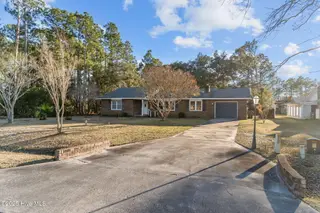 566 Palmer Drive, Southport, NC 28461 — 3-bedroom home in Boiling Spring Lakes, Southport, NC, photo 2 of 54: 2-web-or-mls-BTS09587