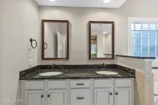 6618 Motts Village Road, Wilmington, NC 28412 – photo 19: 21_bathroom