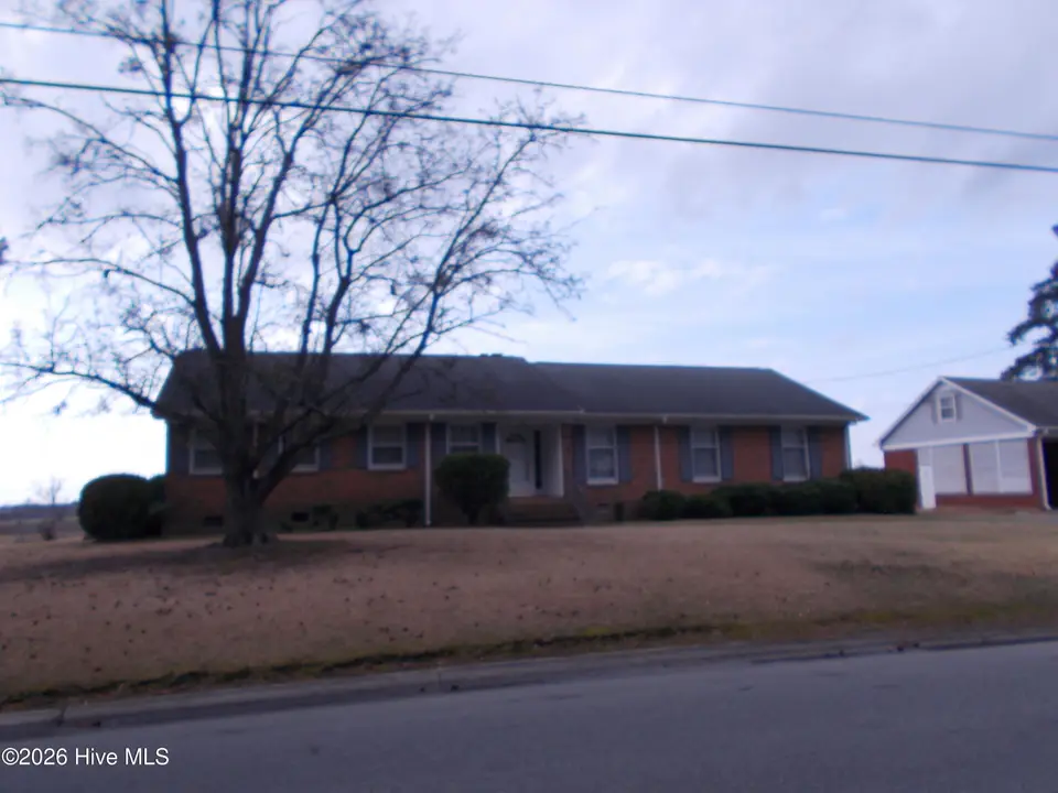 1606 Hardee Road, Kinston, NC 28504 – photo 1 of 15: DSCN2682