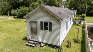 306 Short Street, Kinston, NC 28501 – photo 4: 9-web-or-mls-DJI_20250724134526_0410_D