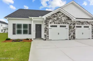 2604 Nexus Drive B, Greenville, NC 27834 – photo 1: 1-web-or-mls-_S0A4149
