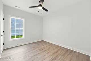 2020 Dartford Drive B, Greenville, NC 27834 – photo 13: 14-web-or-mls-BLS_0029
