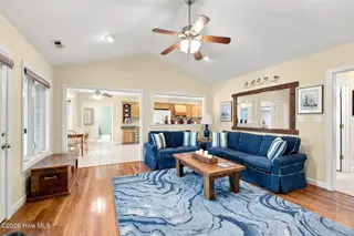 107 Silver Lake Court, Swansboro, NC 28584 – photo 16: 21-web-or-mls-590A5320