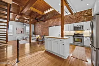 916 W 3rd Street Unit 10 & 11, Washington, NC 27889 – photo 10: 38-web-or-mls-IMG_4747