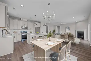 2014 Brighton Drive, New Bern, NC 28562 – photo 3: 20-web-or-mls-DSC_7243 (1)