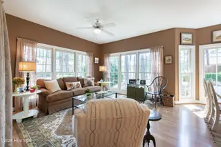 29 Abbottsford Drive, Pinehurst, NC 28374 — 3-bedroom home in Pinewild CC, Pinehurst, NC, photo 23 of 68: DSC_8858