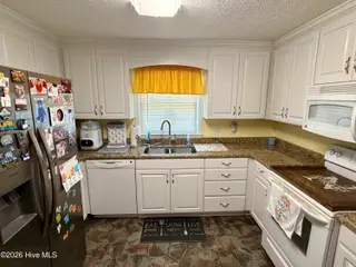209 Nancy Street, Lake Waccamaw, NC 28450 – photo 13: IMG_6561