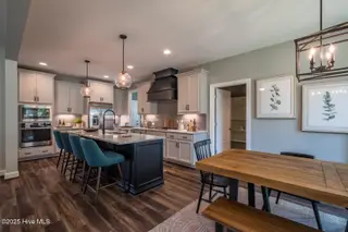 374 Glade Drive, Aberdeen, NC 28315 – photo 12: 14_Kitchen (Large)
