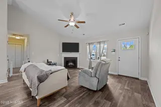 434 Mccall Drive, Jacksonville, NC 28540 – photo 5: 24-web-or-mls-_RAD0279