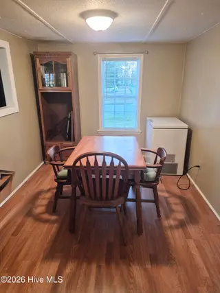 4905 Hunting Ridge Road NW, Wilson, NC 27896 — 3-bedroom manufactured home in Windemere, Wilson, NC, photo 7 of 16: Dining Room