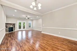 1676 Cambria Drive B, Greenville, NC 27834 – photo 17: 21-web-or-mls-IMG_0032