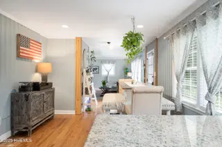 322 Longstreet Drive, Wilmington, NC 28412 – photo 10: 322LongstreetInteriors4