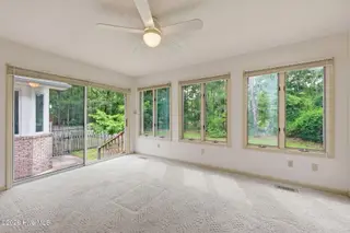 900 Crane Drive, New Bern, NC 28560 – photo 9: 24-web-or-mls-0C0A1272