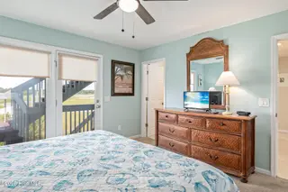 982 Ocean Boulevard W, Holden Beach, NC 28462 – photo 17: 982_OBW-18