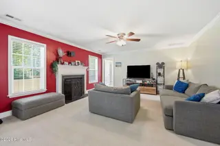 135 Tifton Circle, Cape Carteret, NC 28584 – photo 6: 8-web-or-mls-IMG_6460