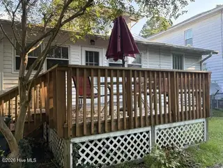 1723 Rhem Avenue, New Bern, NC 28560 – photo 9: 9c45be0f-8205-4d4a-906a-31716bb1c296
