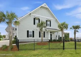 513 Turner Street, Beaufort, NC 28516 – photo 4: 4-web-or-mls-1S3A9572_edit