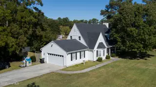 1223 Creek Road, Morehead City, NC 28557 — 3-bedroom home in Dill Creek, Morehead City, NC, photo 4 of 60: 1223RiverRd-11-5-25-002