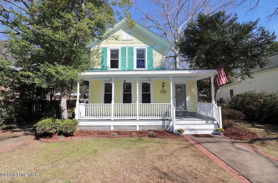 145 E Massachusetts Avenue, Southern Pines, NC 28387 – photo 1 of 1: 20211124081609256475000000-o (1)