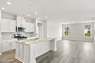 5012 Freshbrook Way 110, Leland, NC 28451 — 3-bedroom home in Terrapin, Leland, NC, photo 11 of 35