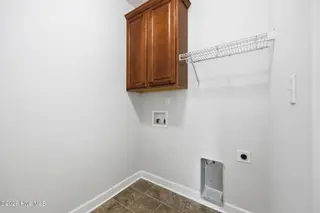 102 E Lake Drive, Goldsboro, NC 27534 – photo 16: 46-web-or-mls-IMG_1021